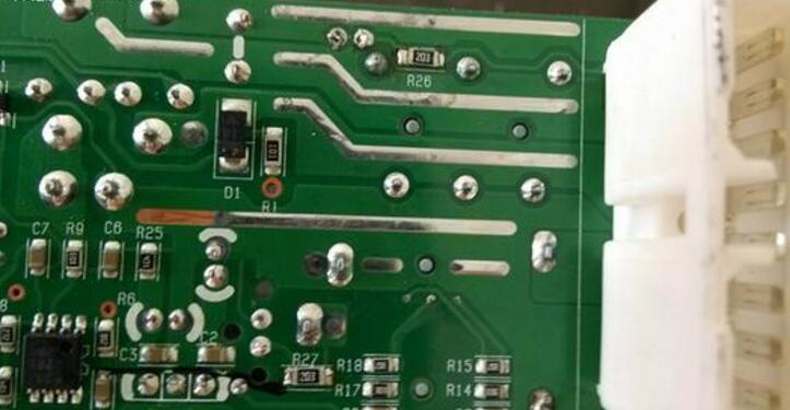 貼片電阻如何焊接到集成電路PCB版上